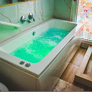  Διαμέρισμα Kassandrou Hot Tub-jakuzzi - 2 Bedrooms - Big Balcony - Center