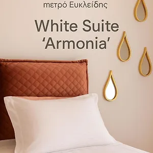 White Armonia Apartment
